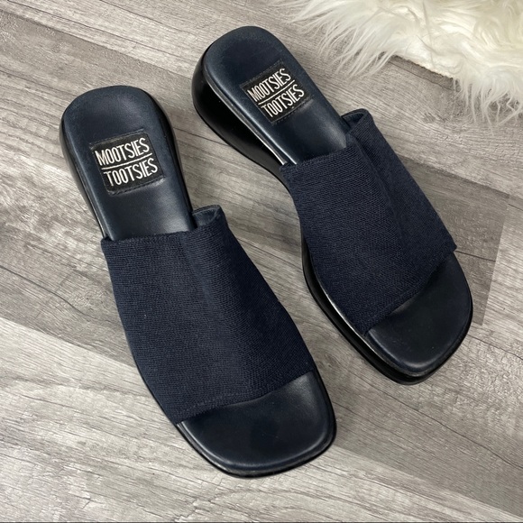Vintage Shoes - Vintage 90s Chunky Platform Sandals